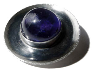 Georg Kramer Fischland Brosche mit Amethyst