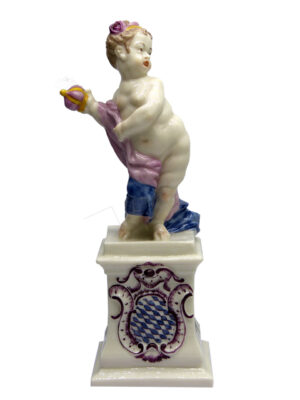Nymphenburgfigur Putto 92